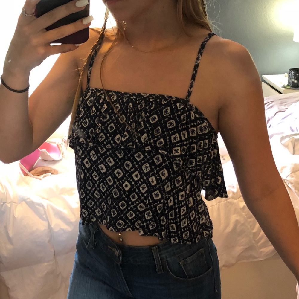 Flouncy spaghetti strap navy crop top